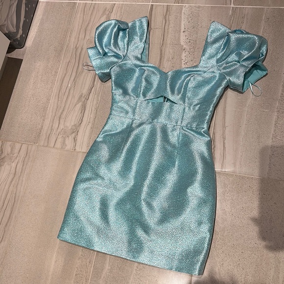 Ice Blue sparkly cocktail dress - Picture 4 of 6